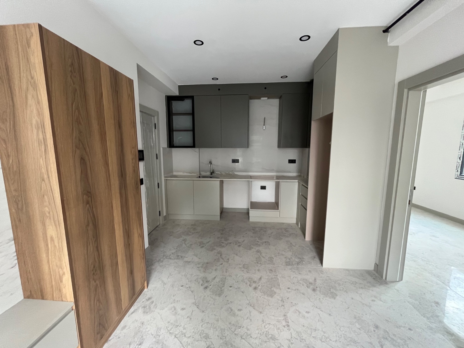 GERZELEDE SATILIK 1+1 SUİT DAİRELER