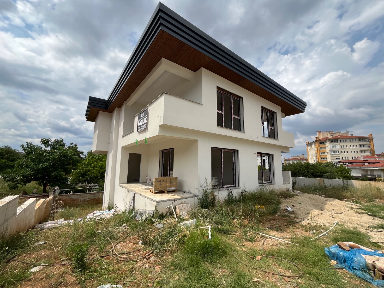 🏡 GERZELE MAHALLESİ’NDE SATILIK İKİZ VİLLA