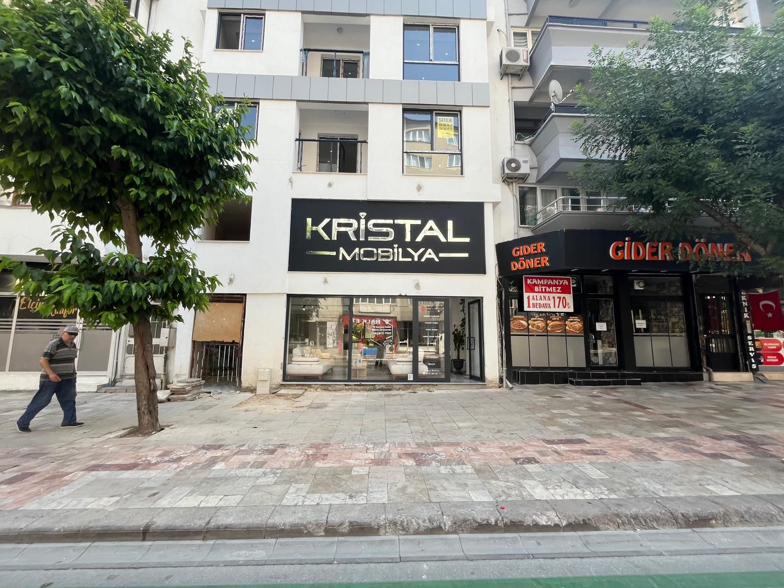 İSTİKLAL CADDESİNDE DEVREN KİRALIK İŞYERİ